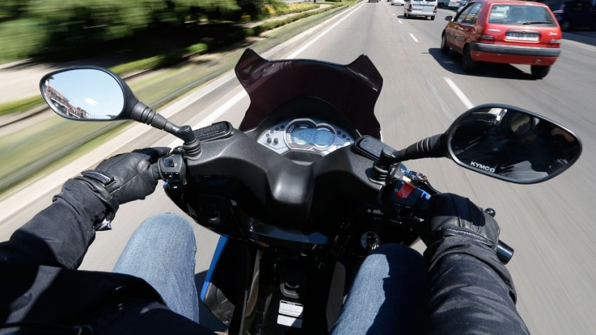 Dicas para andar de moto com segurança